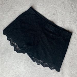 Zara Lace Black Shorts